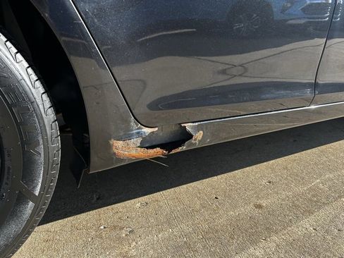 Used 2015 Chevrolet Cruze LT image 26