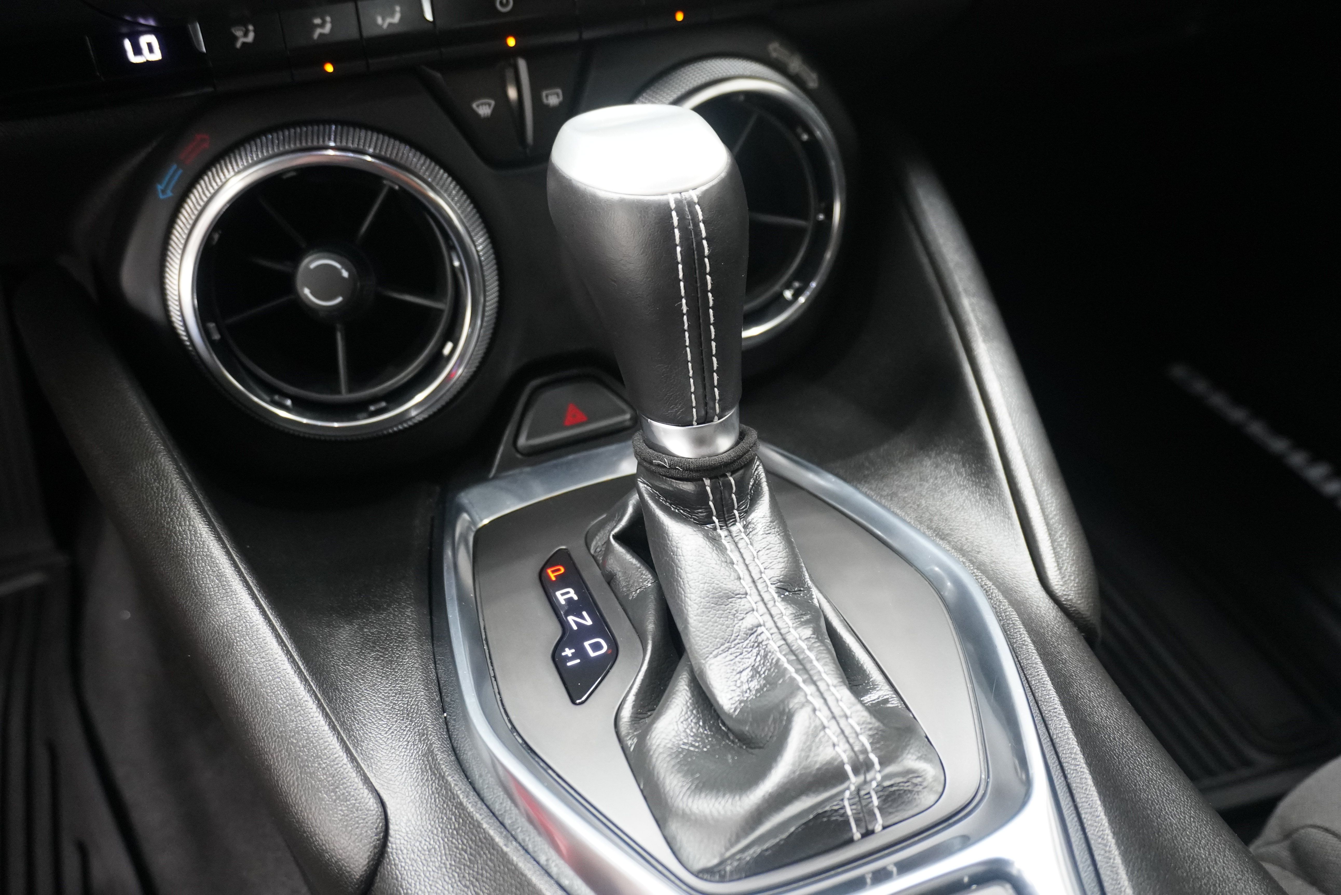 Used 2020 Chevrolet Camaro LT w/ RS Package RWD image 21