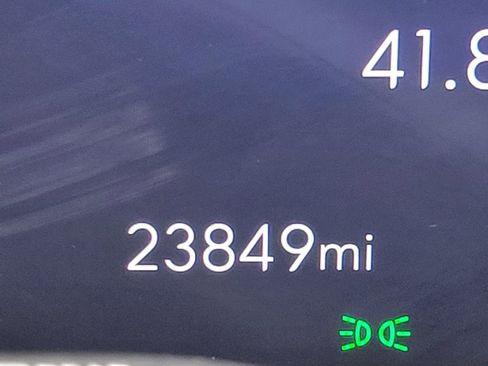 Certified 2025 Buick Enclave Preferred image 2