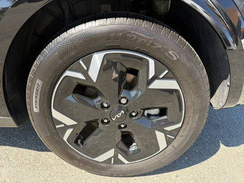 Used 2024 Kia Niro Wind FWD image 53