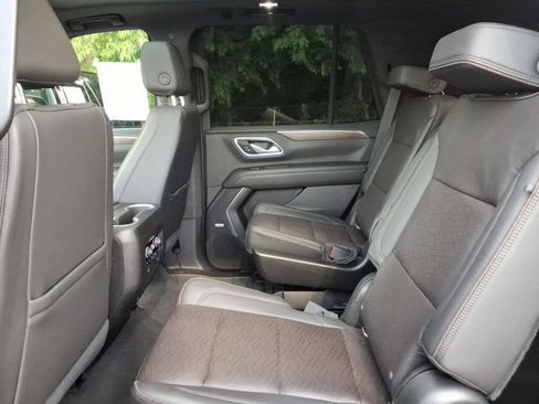 Certified 2021 Chevrolet Tahoe High Country w/ Premium Package AWD/4WD image 15