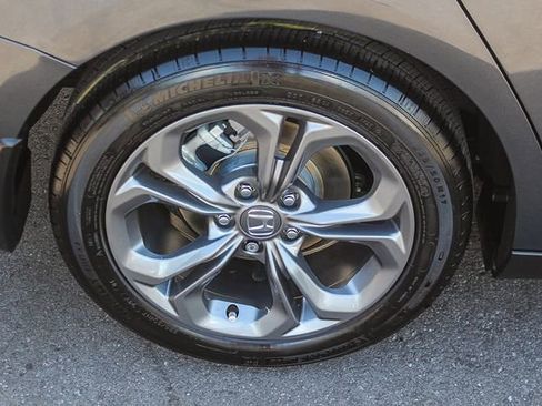 Used 2024 Honda Accord EX image 12