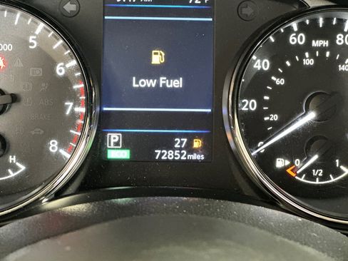 Used 2019 Nissan Rogue SV image 20