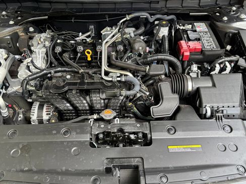 Used 2026 Nissan Altima 2.5 SV FWD image 31