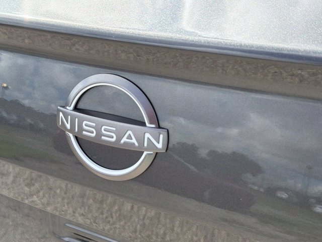 Used 2025 Nissan Altima 2.5 SV FWD image 13