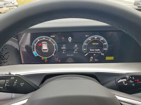 New 2026 Volkswagen Tiguan SE R-Line image 23