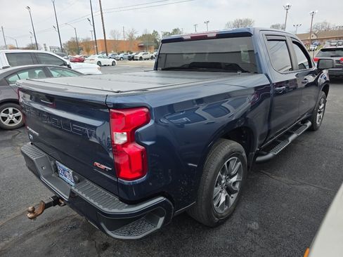 Used 2021 Chevrolet Silverado 1500 RST w/ Z71 Off-Road Package AWD/4WD image 4