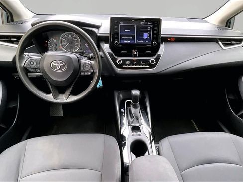 Used 2022 Toyota Corolla LE FWD image 16