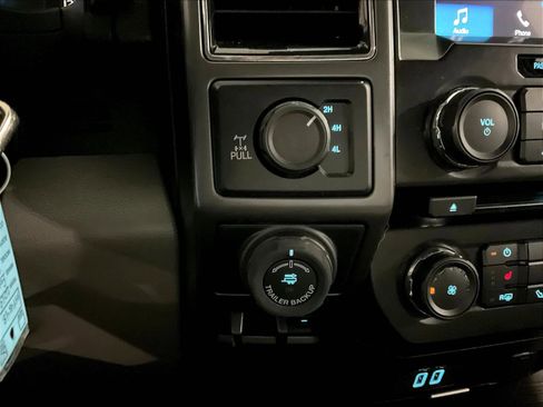 Used 2018 Ford F150 XLT w/ Equipment Group 302A Luxury AWD/4WD image 37