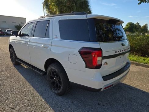 Used 2022 Ford Expedition Timberline AWD/4WD image 3
