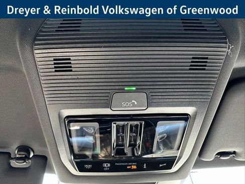 New 2026 Volkswagen Tiguan SE R-Line FWD image 21