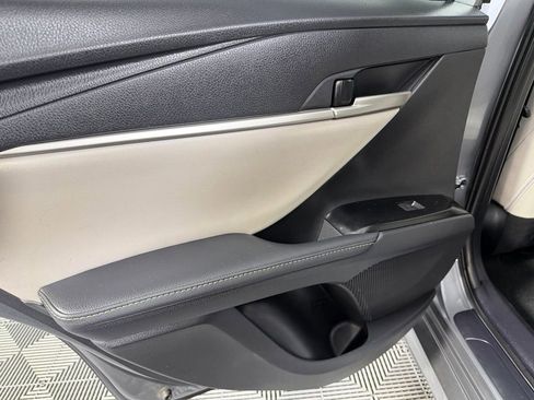 Used 2025 Toyota Camry XLE w/ Premium Plus Package FWD image 28