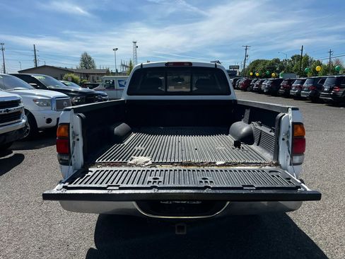 Used 2003 Toyota Tundra SR5 image 12