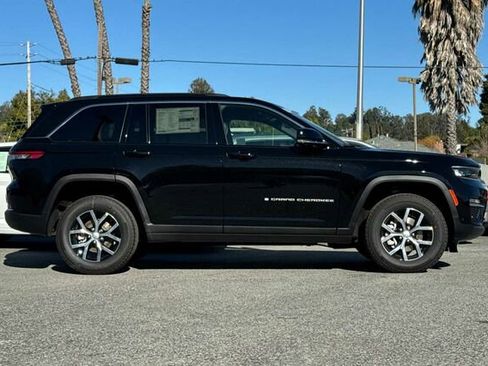 New 2025 Jeep Grand Cherokee Limited w/ Luxury Tech Group II AWD/4WD image 3