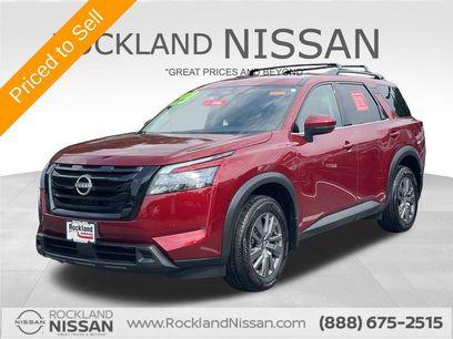 Certified 2024 Nissan Pathfinder SV w/ Black Appearance Package