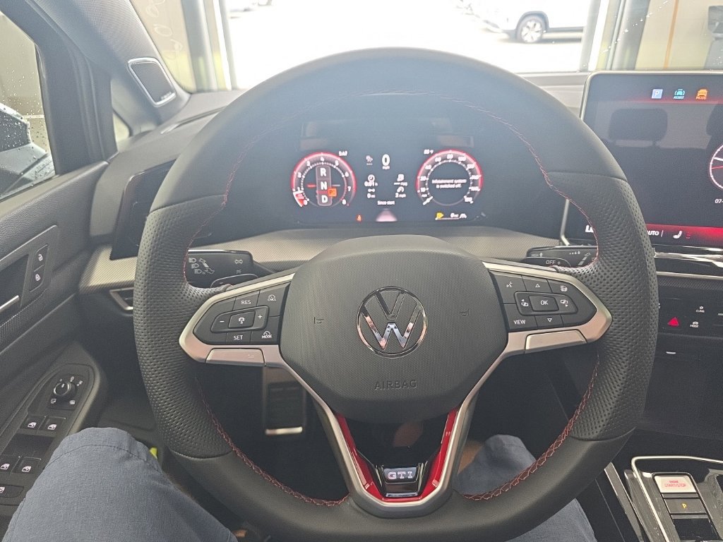 New 2026 Volkswagen GTI SE FWD image 38