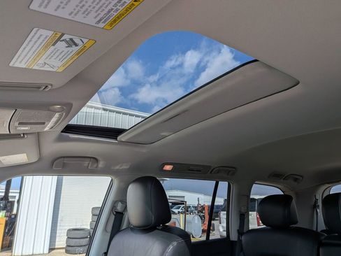 Used 2024 INFINITI QX80 Luxe image 17