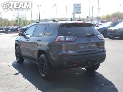 Used 2022 Jeep Cherokee Trailhawk w/ Sun, Sound & Nav Group AWD/4WD image 6