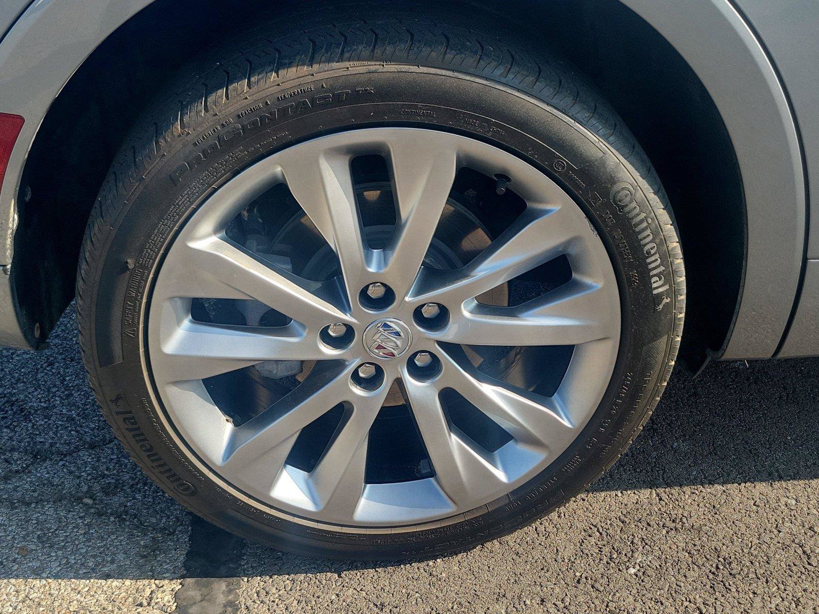 Used 2023 Buick Envision Avenir AWD/4WD image 5