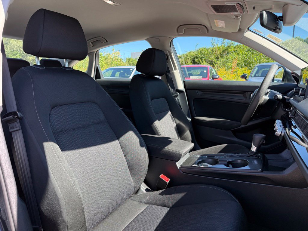 Used 2025 Honda Civic LX image 18
