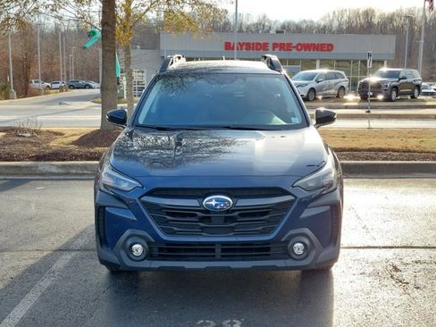 Used 2023 Subaru Outback Premium image 5