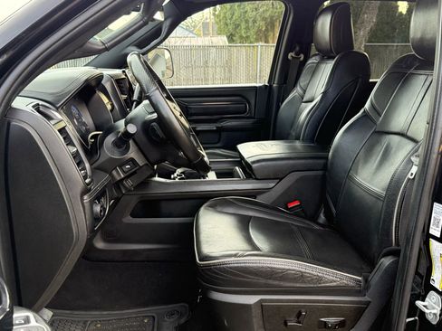 Used 2022 RAM 3500 Limited image 14