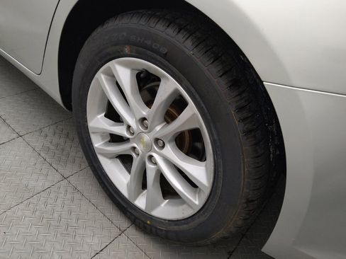 Used 2018 Chevrolet Malibu LT FWD image 31