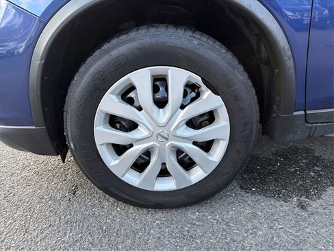 Used 2017 Nissan Rogue S image 20