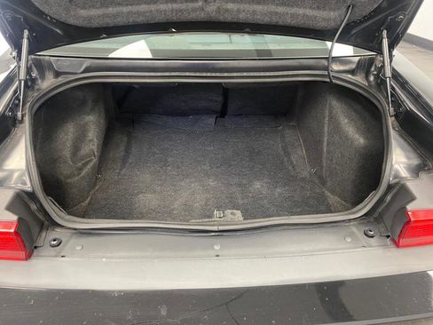 Used 2012 Dodge Challenger SXT image 34