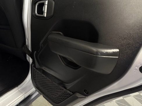 Used 2023 Jeep Wrangler Unlimited w/ 8.4" Radio Group image 30