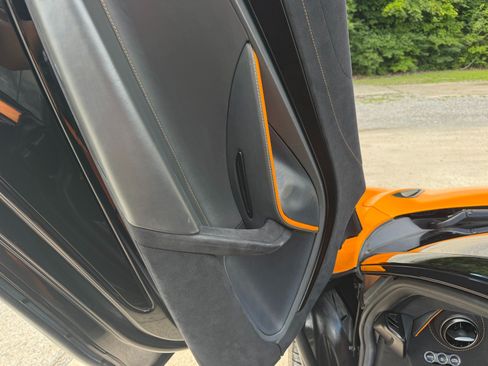 Used 2021 McLaren 720S Performance RWD image 42