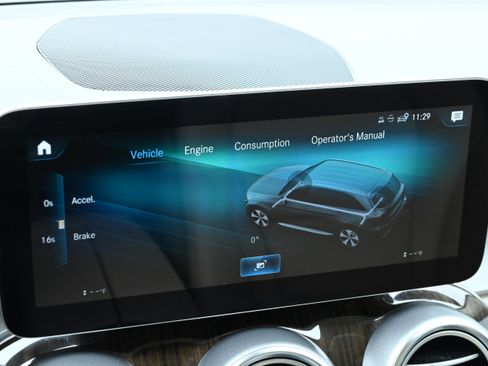 Used 2021 Mercedes-Benz GLC 300 image 33