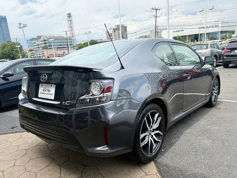 Used 2014 Scion tC FWD image 6