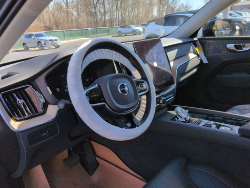 New 2026 Volvo XC60 B5 Ultra w/ Protection Package Premier image 6