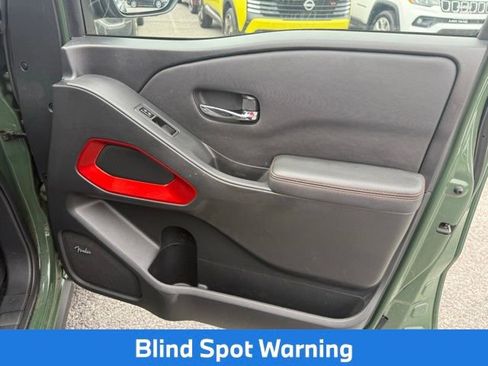 Used 2024 Nissan Frontier Pro-X w/ Pro Convenience Package image 14