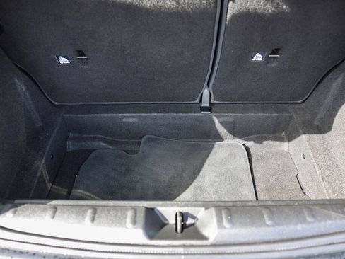 Used 2017 MINI Cooper 2-Door Hardtop image 22