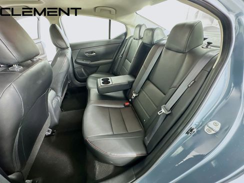 Used 2024 Nissan Sentra SR w/ SR Premium Package image 34