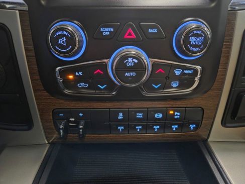 Used 2015 RAM 3500 Laramie image 55