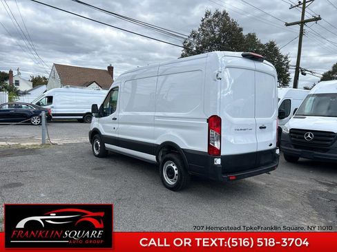 Used 2022 Ford Transit 250 Medium Roof image 8
