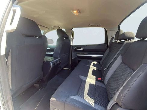 Used 2017 Toyota Tundra SR5 AWD/4WD image 16