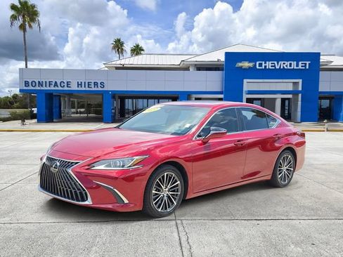 Used 2022 Lexus ES 350 w/ Premium Package FWD image 2