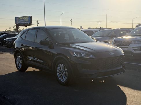 Used 2020 Ford Escape S image 15