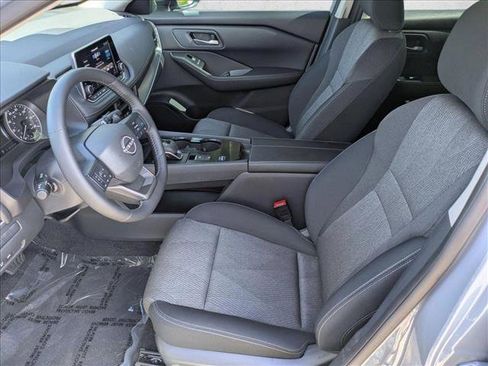 Used 2026 Nissan Rogue SV FWD image 15
