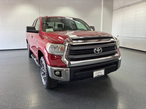 Used 2015 Toyota Tundra SR5 w/ TRD Off Road Package AWD/4WD image 1