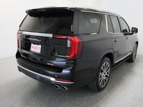 Used 2026 GMC Yukon Denali w/ Denali Reserve Package AWD/4WD image 7