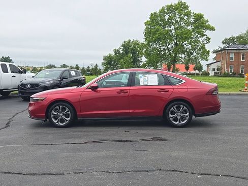 Used 2024 Honda Accord EX image 4