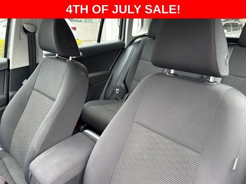 Used 2017 Volkswagen Tiguan Limited w/ Premium Package FWD image 14