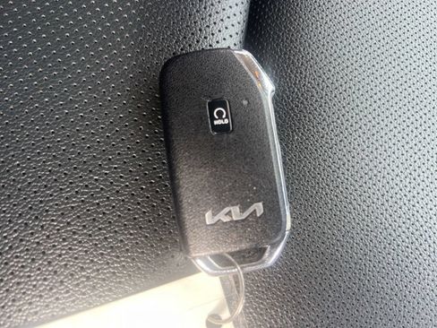 Certified 2023 Kia Sportage EX FWD image 24