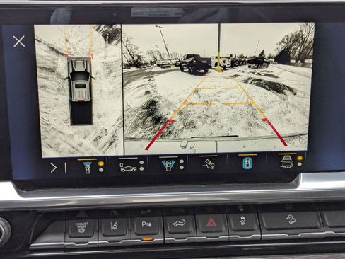 Certified 2024 Chevrolet Silverado 3500 LTZ w/ LTZ Plus Package image 23