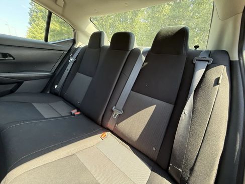 Used 2025 Nissan Sentra SV w/ All-Weather Package FWD image 9